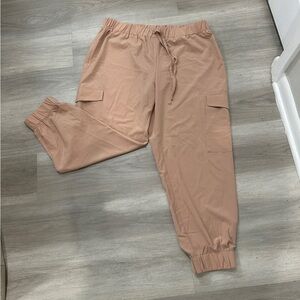 Soho apparel woman’s pull on cargo joggers size XL